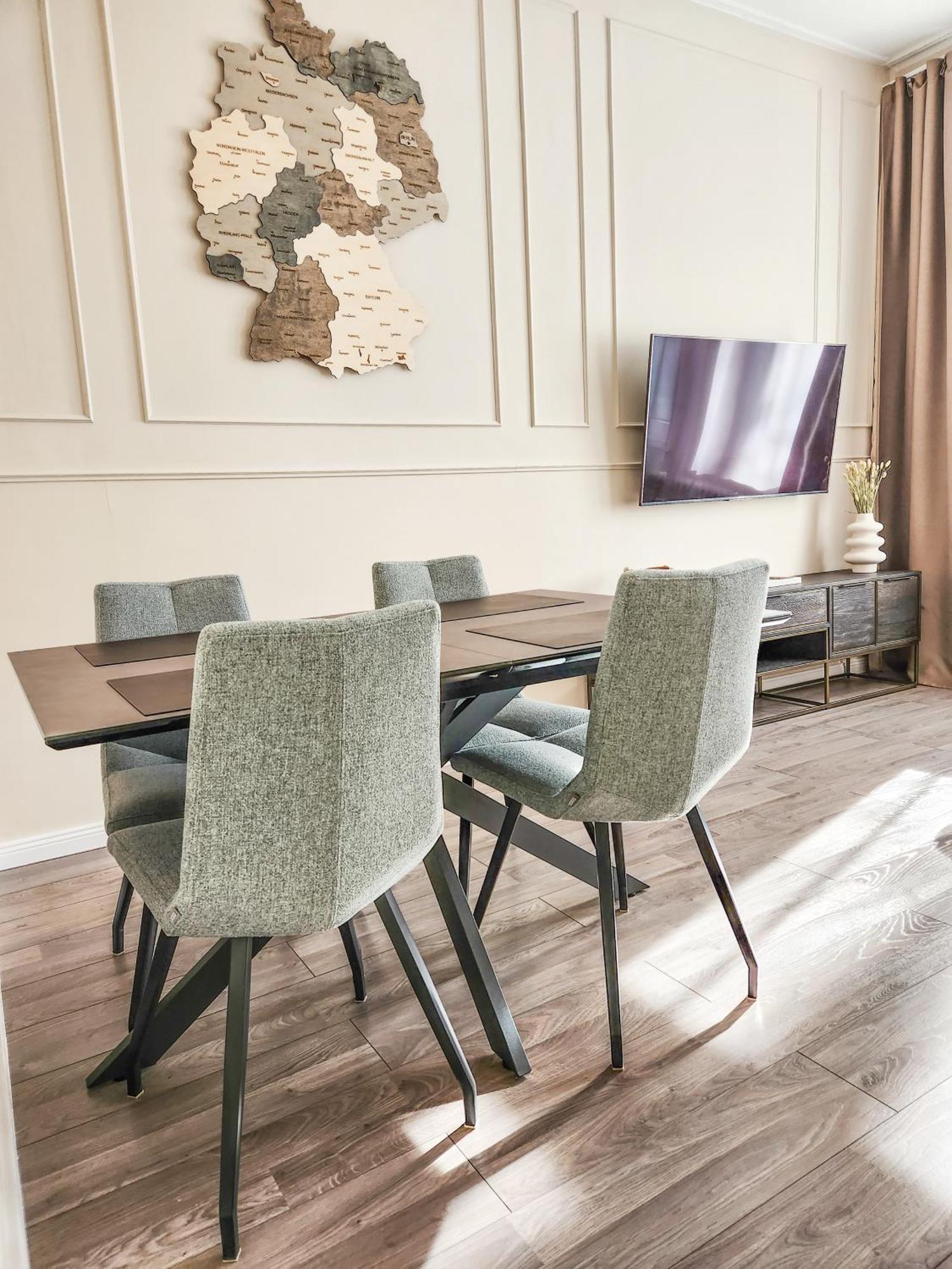 Geli Homes L1 - 2X Zimmer, 2X Kingsize Bett, 1 Bis 4 Personen, Parkplatz, Tv, Wifi, Top Kueche, Kaffee, Tee Lünen Exteriör bild