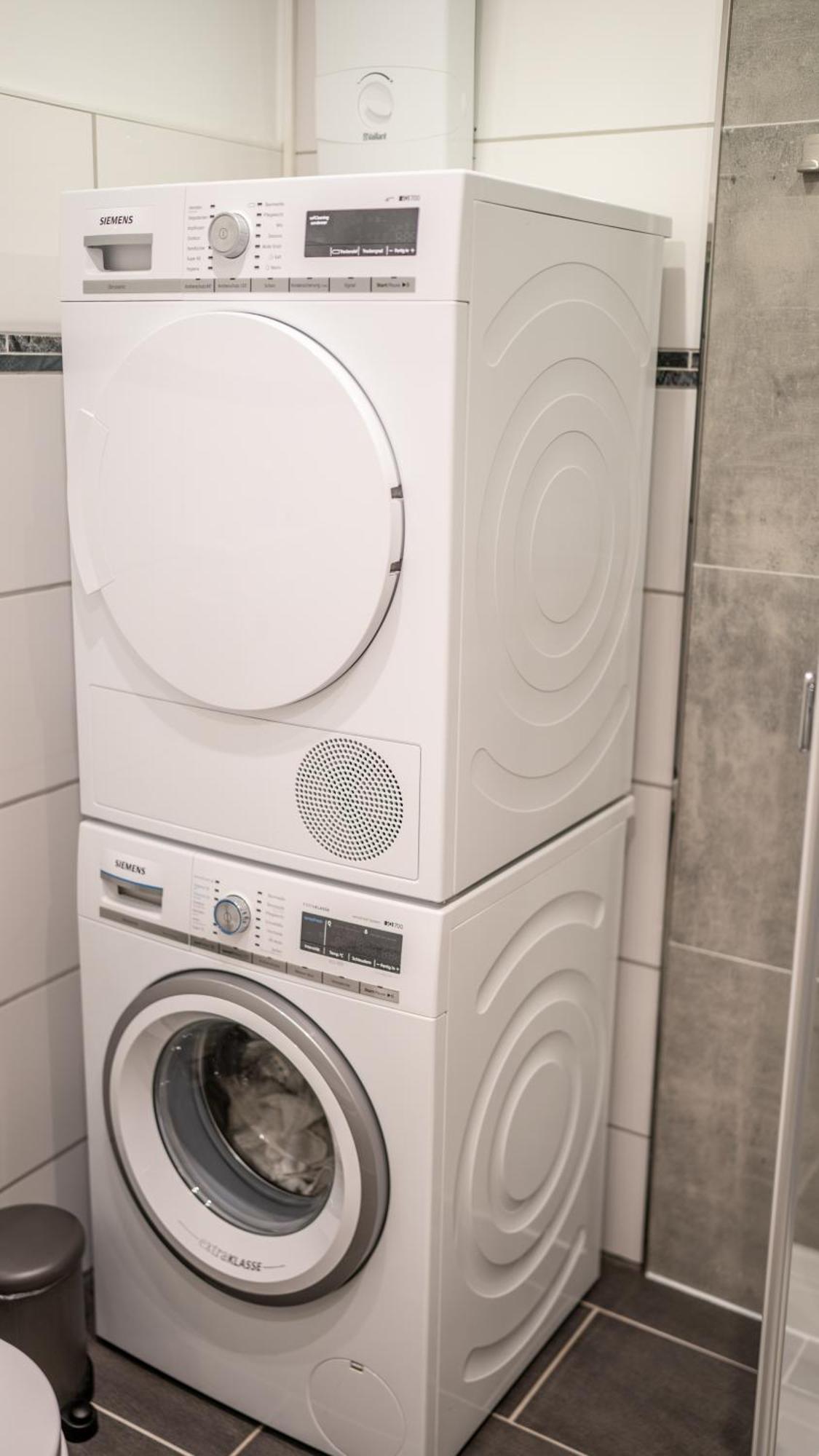 Geli Homes L1 - 2X Zimmer, 2X Kingsize Bett, 1 Bis 4 Personen, Parkplatz, Tv, Wifi, Top Kueche, Kaffee, Tee Lünen Exteriör bild