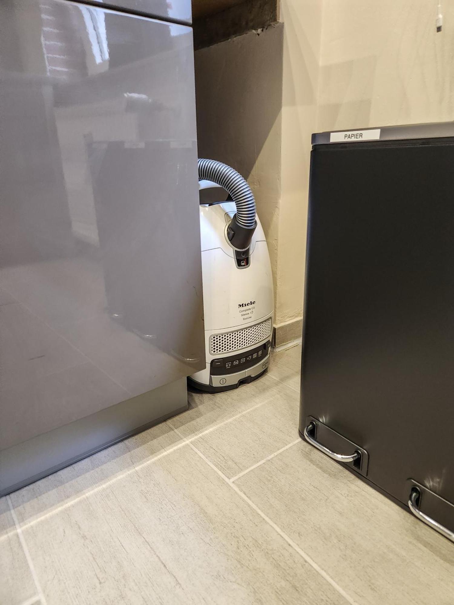 Geli Homes L1 - 2X Zimmer, 2X Kingsize Bett, 1 Bis 4 Personen, Parkplatz, Tv, Wifi, Top Kueche, Kaffee, Tee Lünen Exteriör bild